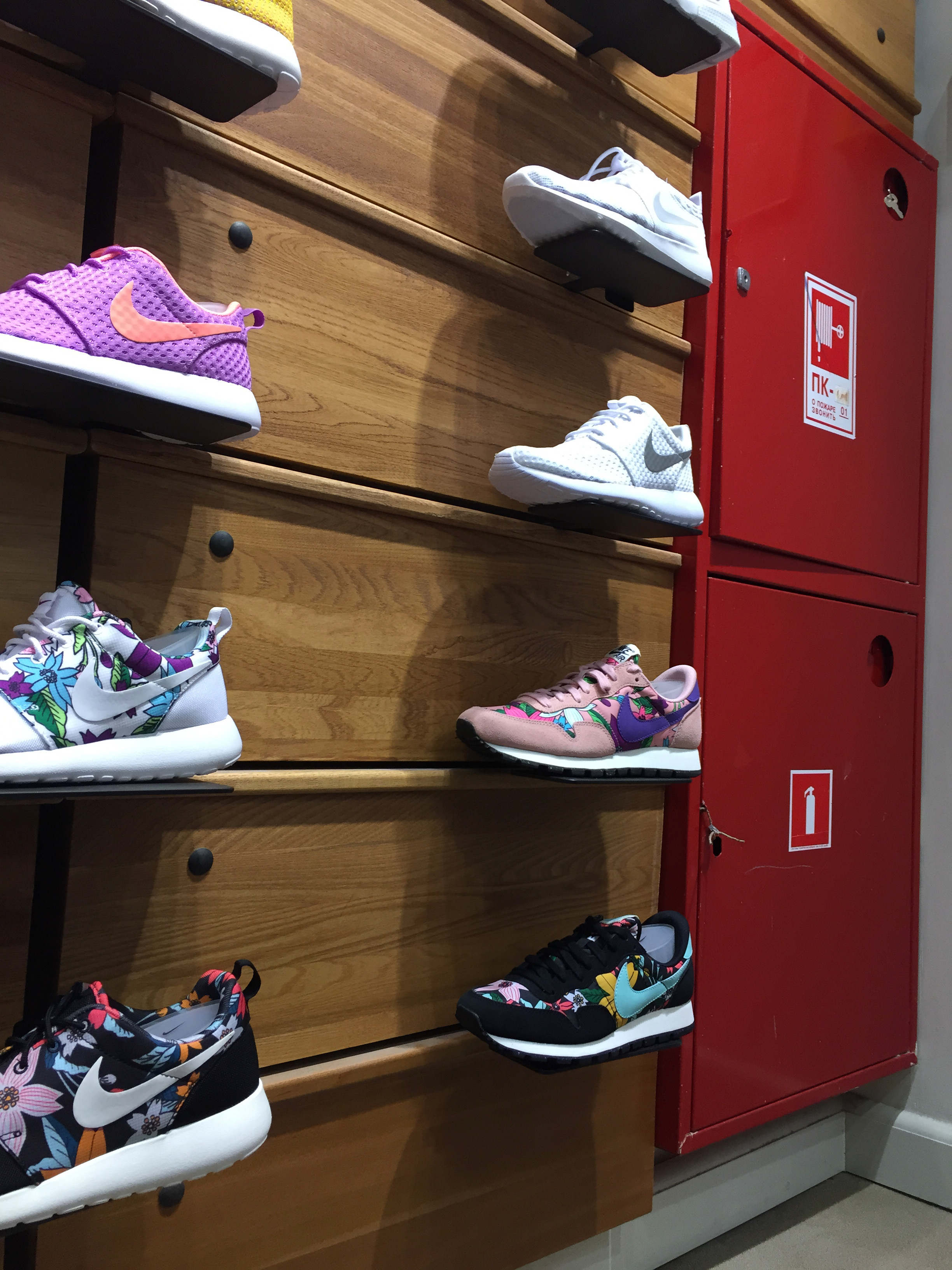Товары Nike в дисконте
