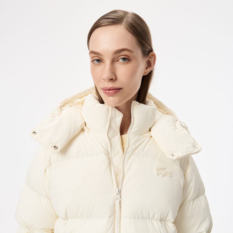 Женская короткая куртка Lacoste с капюшоном 3