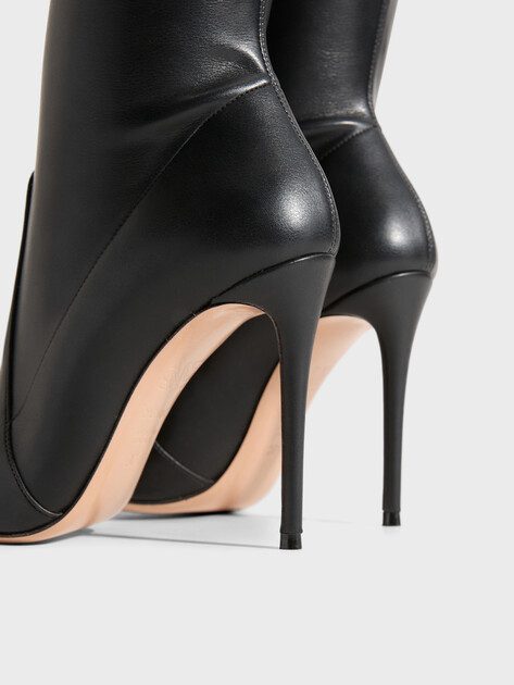 Сапоги Casadei 4