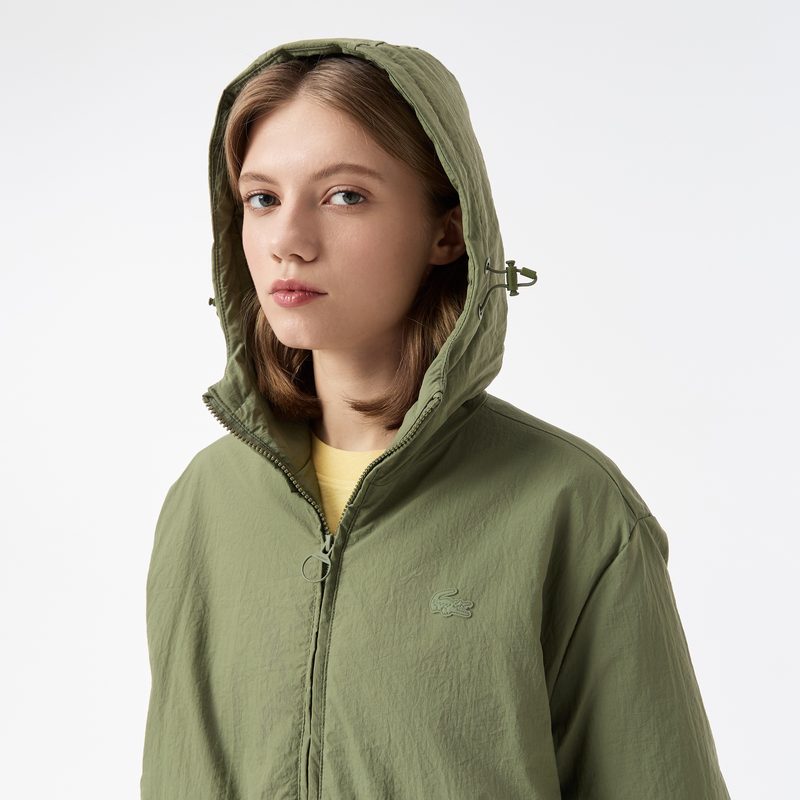 Женская длинная парка Lacoste с капюшоном и боковым клапаном на пуговицах 4