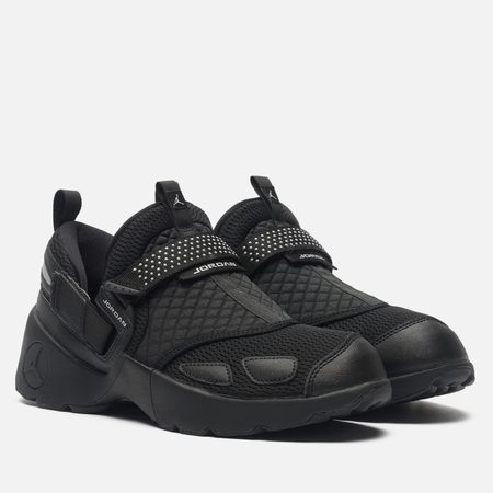 Кроссовки Jordan Wmns Trunner LX, цвет чёрный