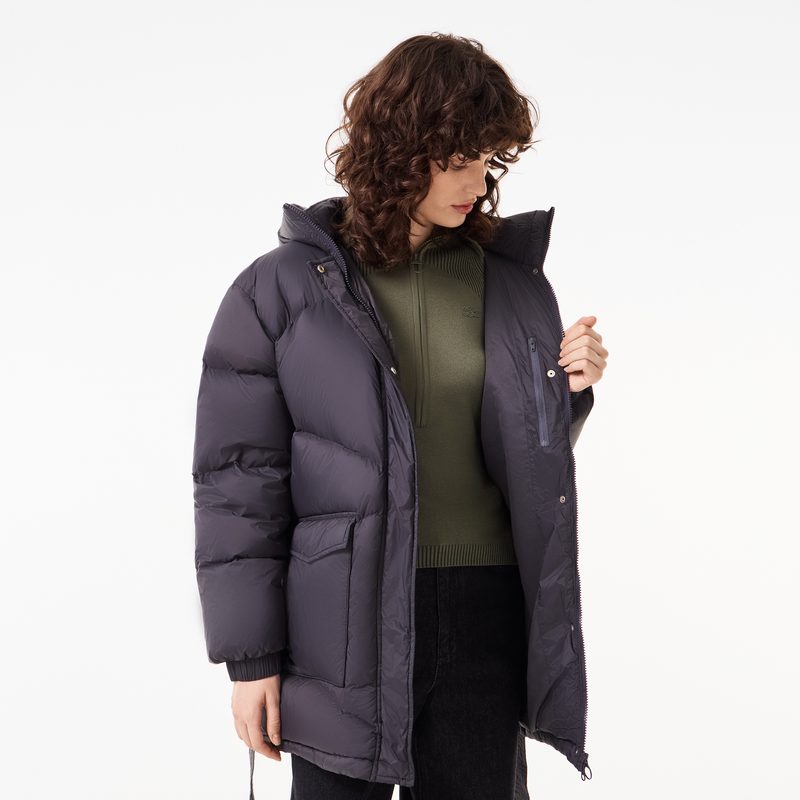 Женский короткий пуховик Lacoste с поясом и высоким воротом 5