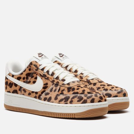 Женские кроссовки Nike Wmns Air Force 1 '07, цвет коричневый