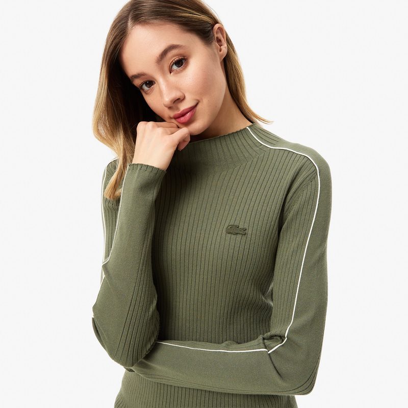 Женский свитер Lacoste классического кроя 3