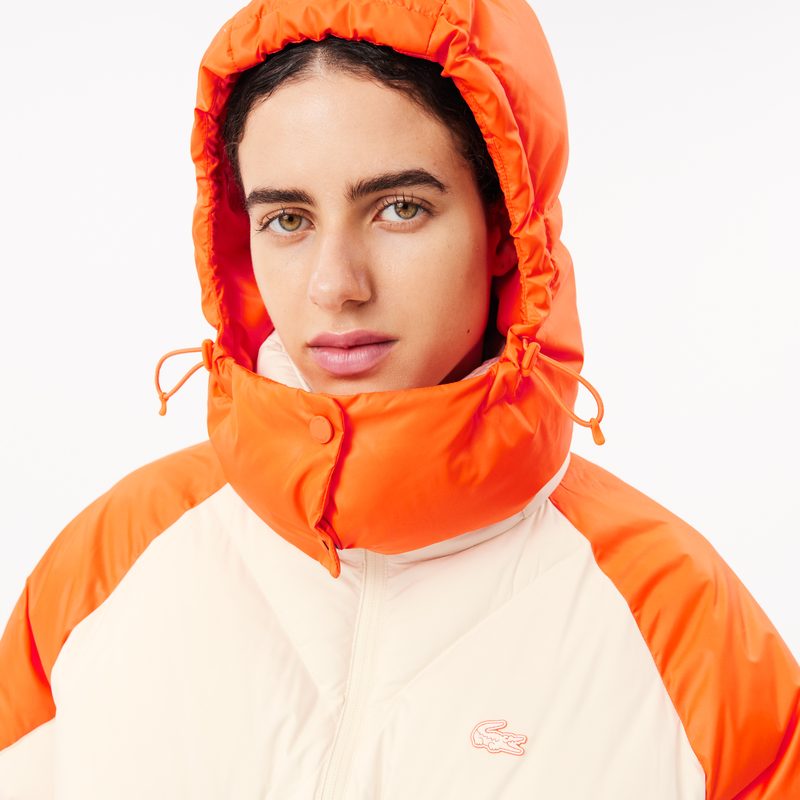 Женская короткая куртка Lacoste с высоким воротом и капюшоном 3