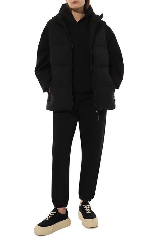 Пуховый жилет Woolrich 2
