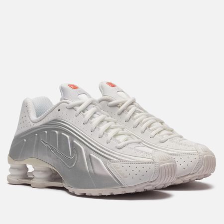 Женские кроссовки Nike Wmns Shox R4, цвет белый