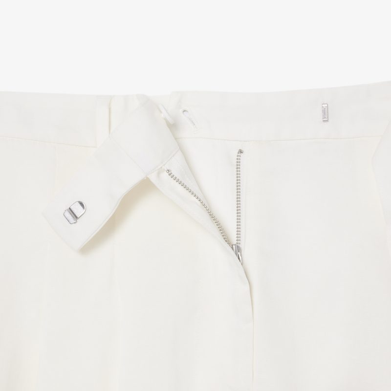 Женские шорты Lacoste из смеси льна 5