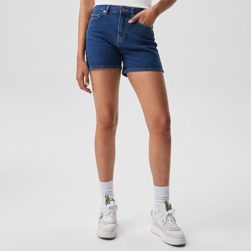 Женские шорты Lacoste прямого кроя 3