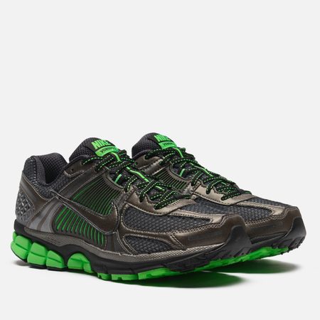 Кроссовки Nike Zoom Vomero 5 SE, цвет серый
