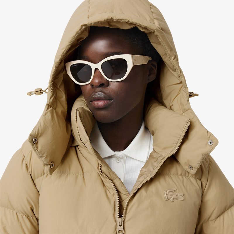 Женская короткая куртка Lacoste с капюшоном 3