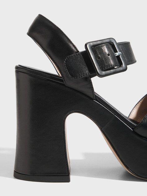 Босоножки Cesare Casadei 4