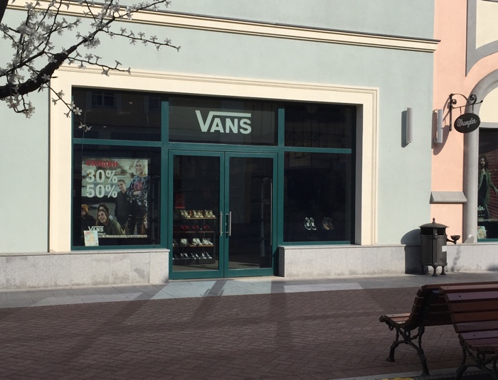 vans